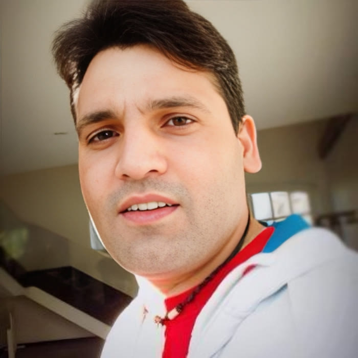 Raj Notna, Inhaber und Gastgeber von Notna Spice